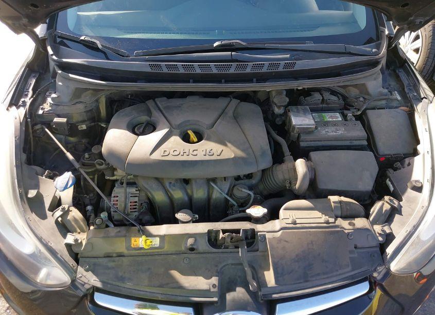 Photo 10 of 2014 Hyundai Elantra SE (VIN 5NPDH4AE9EH533728)