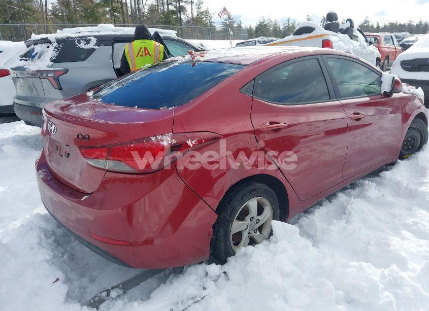 Photo 4 of 2014 Hyundai Elantra SE (VIN 5NPDH4AE9EH536046)