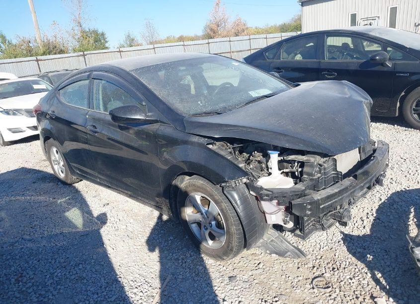 2014 Hyundai Elantra SE (VIN 5NPDH4AE9EH537360) main photo