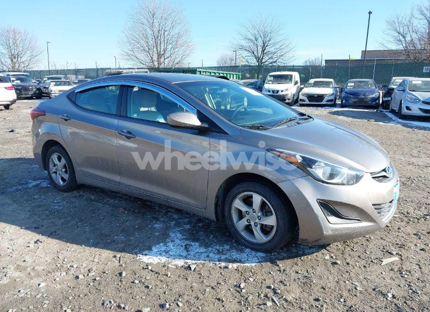 2014 Hyundai Elantra SE (VIN 5NPDH4AE9EH538346) main photo