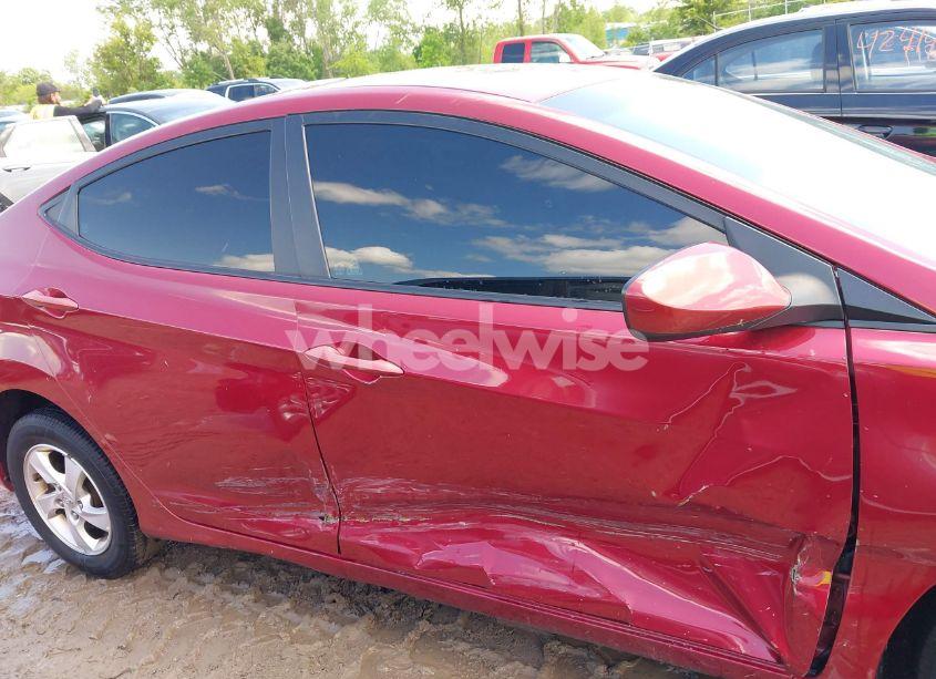 Photo 13 of 2014 Hyundai Elantra SE (VIN 5NPDH4AE9EH538850)