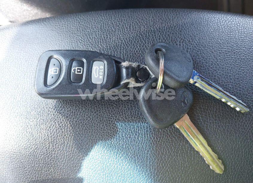 Photo 11 of 2014 Hyundai Elantra SE (VIN 5NPDH4AE9EH540386)