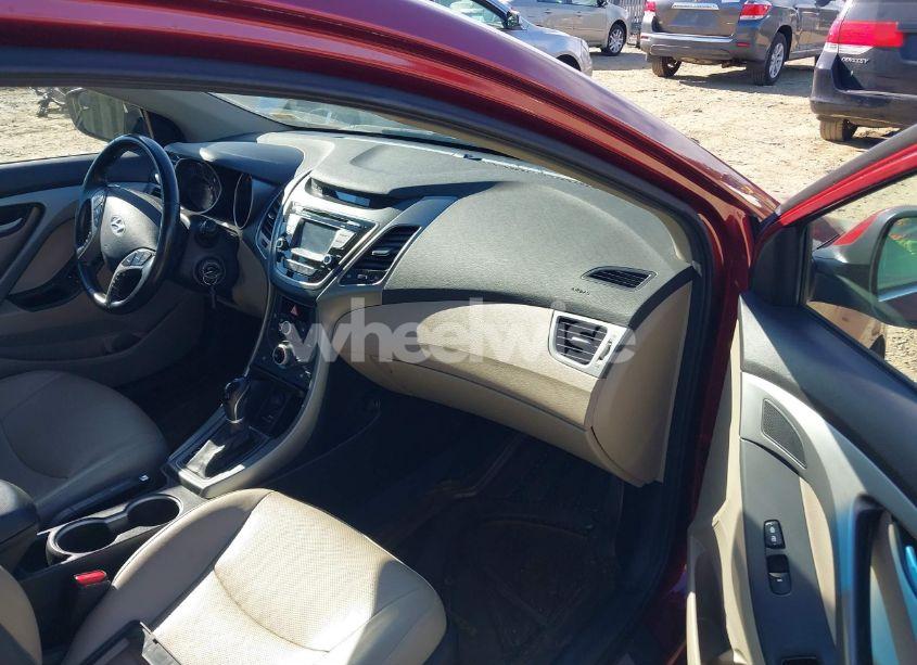 Photo 5 of 2014 Hyundai Elantra LIMITED (VIN 5NPDH4AE9EH542106)