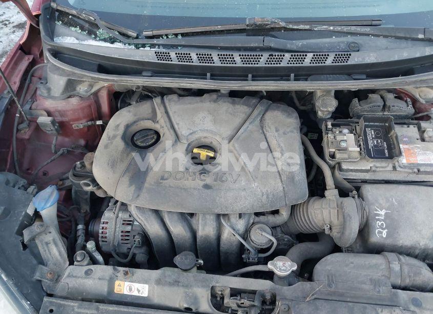 Photo 10 of 2014 Hyundai Elantra SE (VIN 5NPDH4AE9EH542736)
