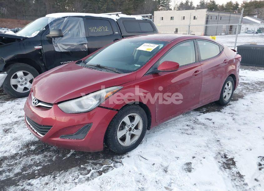 Photo 2 of 2014 Hyundai Elantra SE (VIN 5NPDH4AE9EH542736)
