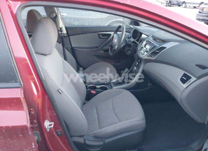 Photo 5 of 2014 Hyundai Elantra SE (VIN 5NPDH4AE9EH542736)