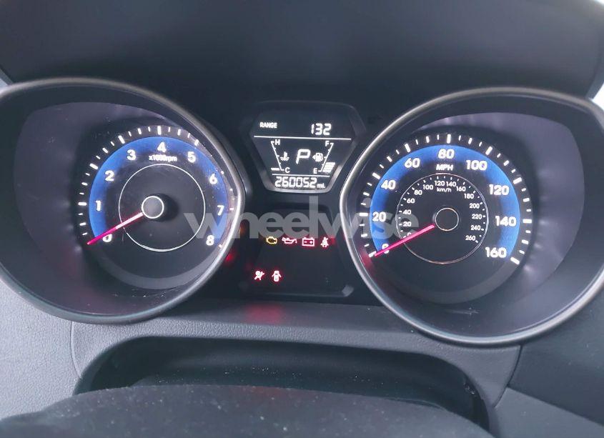 Photo 7 of 2014 Hyundai Elantra SE (VIN 5NPDH4AE9EH542736)