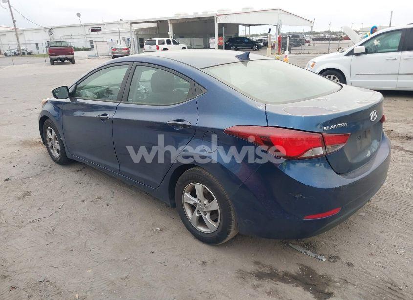 Photo 3 of 2015 Hyundai Elantra SE (VIN 5NPDH4AE9FH559697)