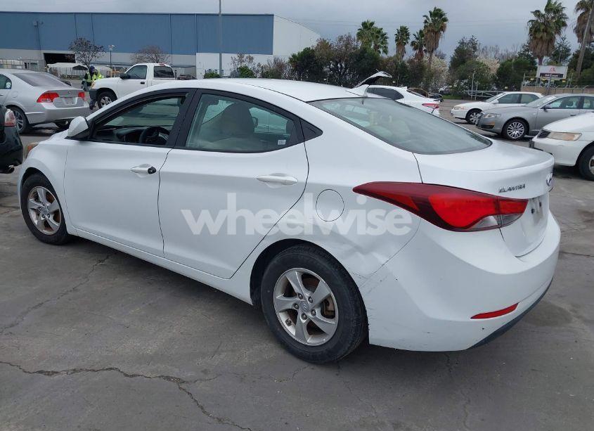 Photo 3 of 2015 Hyundai Elantra SE (VIN 5NPDH4AE9FH563684)