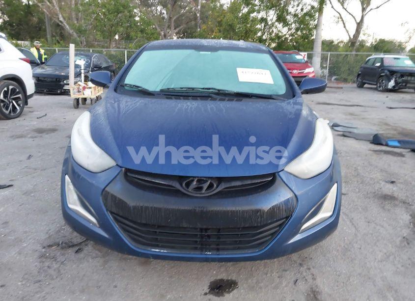 Photo 13 of 2015 Hyundai Elantra SE (VIN 5NPDH4AE9FH572790)