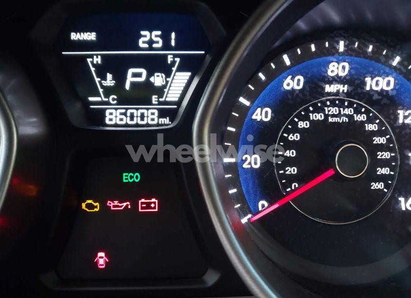 Photo 16 of 2015 Hyundai Elantra SE (VIN 5NPDH4AE9FH572790)