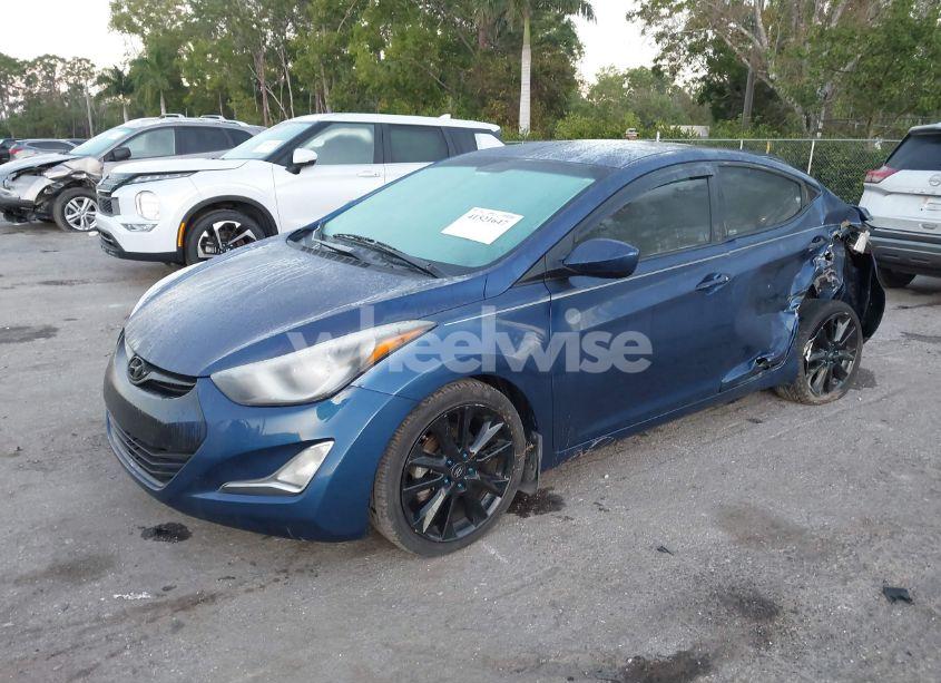 Photo 2 of 2015 Hyundai Elantra SE (VIN 5NPDH4AE9FH572790)