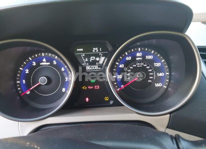 Photo 7 of 2015 Hyundai Elantra SE (VIN 5NPDH4AE9FH572790)