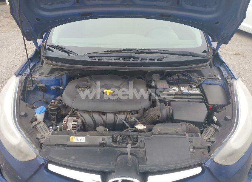 Photo 10 of 2015 Hyundai Elantra SE (VIN 5NPDH4AE9FH581568)