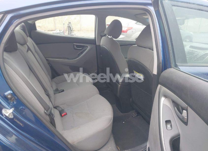 Photo 8 of 2015 Hyundai Elantra SE (VIN 5NPDH4AE9FH581568)