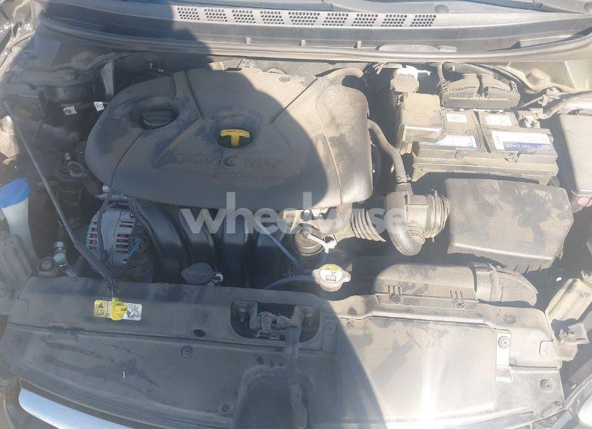Photo 10 of 2015 Hyundai Elantra SE (VIN 5NPDH4AE9FH583448)