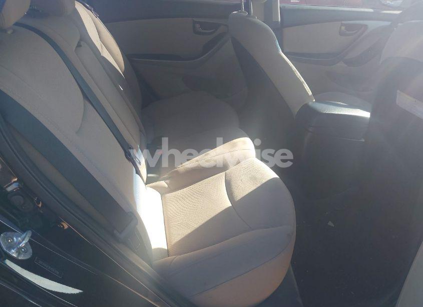 Photo 8 of 2015 Hyundai Elantra SE (VIN 5NPDH4AE9FH583448)