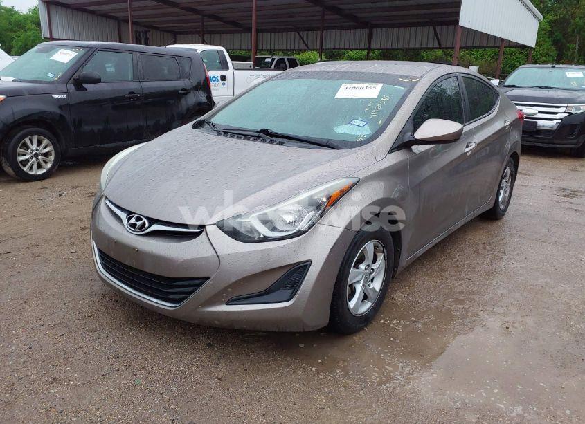 Photo 2 of 2015 Hyundai Elantra SE (VIN 5NPDH4AE9FH587774)