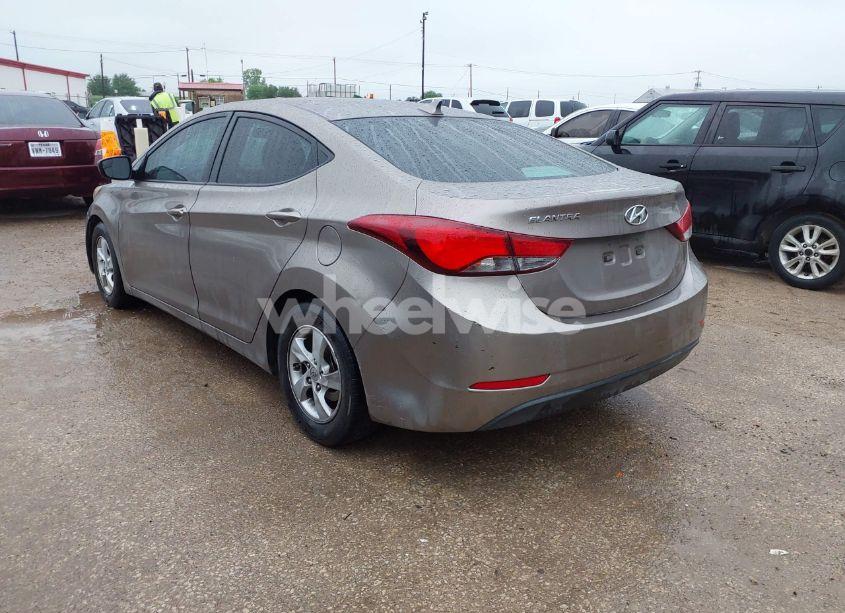 Photo 3 of 2015 Hyundai Elantra SE (VIN 5NPDH4AE9FH587774)