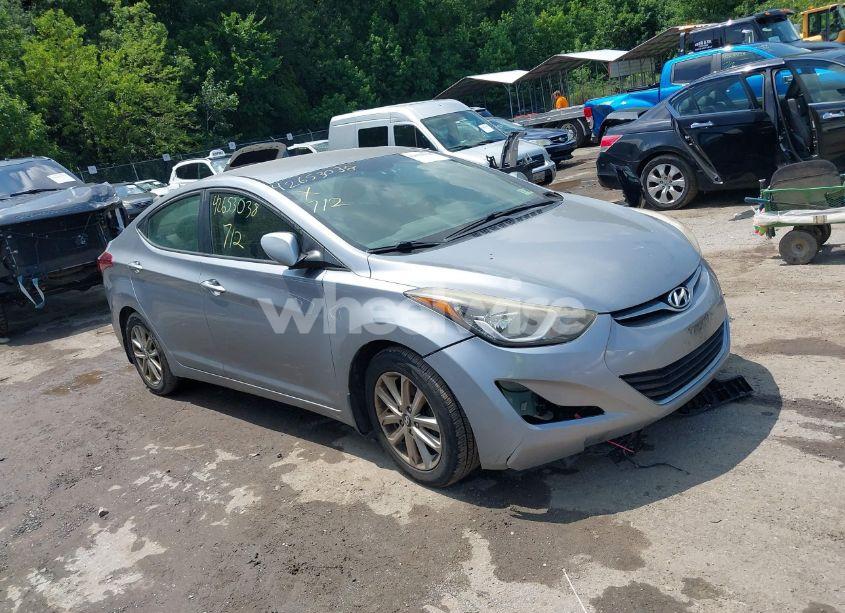 2015 Hyundai Elantra SE (VIN 5NPDH4AE9FH588648) main photo