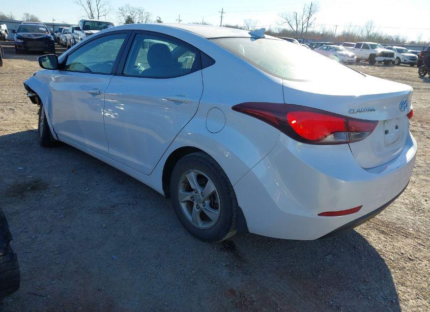 Photo 3 of 2015 Hyundai Elantra SE (VIN 5NPDH4AE9FH613399)