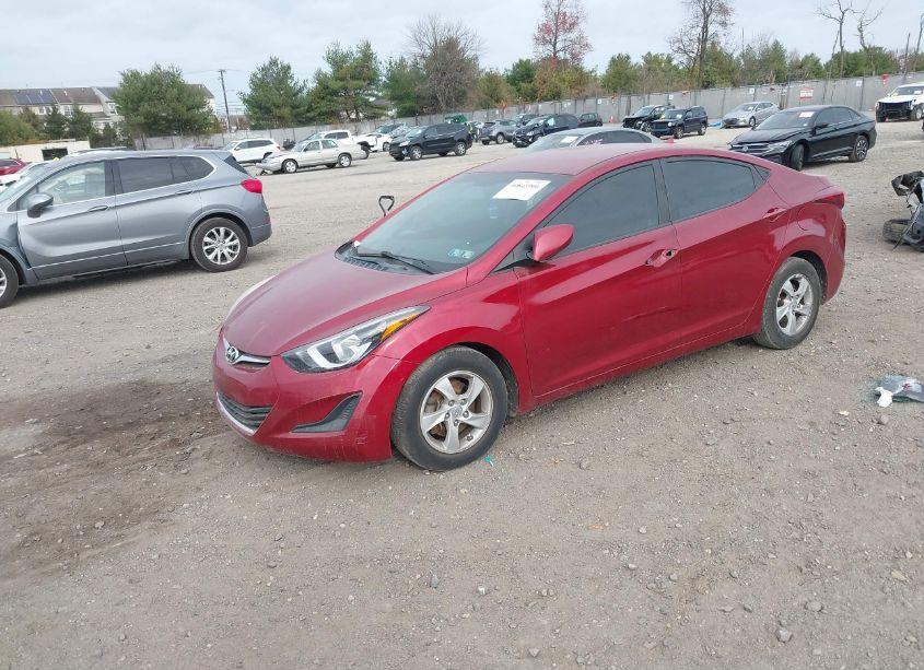 Photo 2 of 2015 Hyundai Elantra SE (VIN 5NPDH4AE9FH648010)