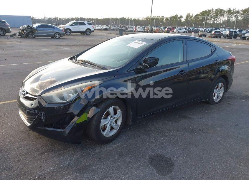 Photo 2 of 2015 Hyundai Elantra SE (VIN 5NPDH4AE9FH650498)