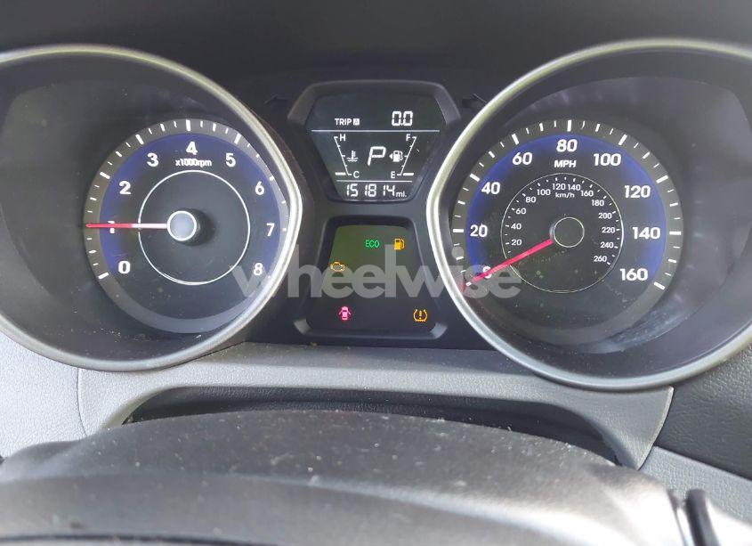 Photo 7 of 2015 Hyundai Elantra SE (VIN 5NPDH4AE9FH650498)