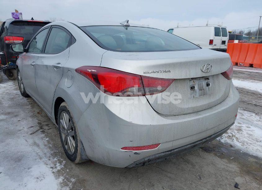 Photo 3 of 2016 Hyundai Elantra SE (VIN 5NPDH4AE9GH662121)