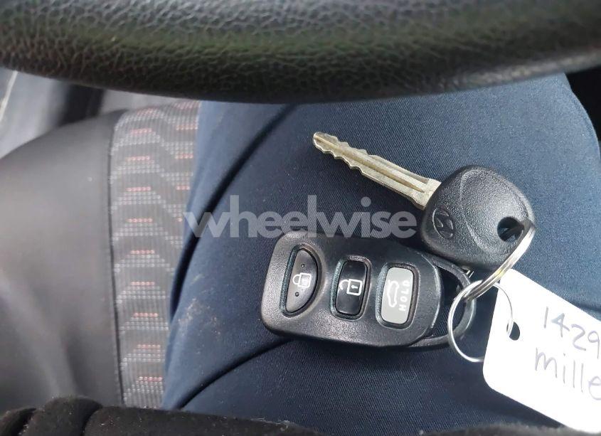 Photo 11 of 2016 Hyundai Elantra SE (VIN 5NPDH4AE9GH669053)