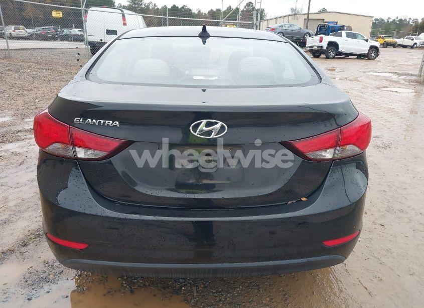 Photo 16 of 2016 Hyundai Elantra SE (VIN 5NPDH4AE9GH669053)
