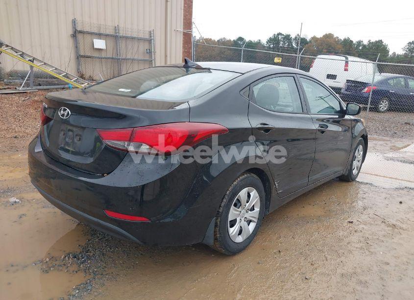 Photo 4 of 2016 Hyundai Elantra SE (VIN 5NPDH4AE9GH669053)