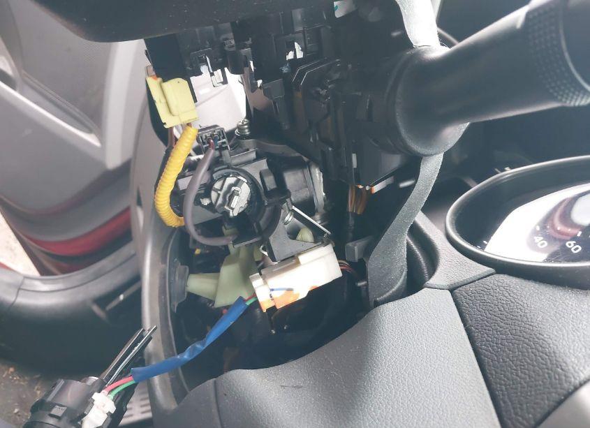 Photo 6 of 2016 Hyundai Elantra SE (VIN 5NPDH4AE9GH674107)