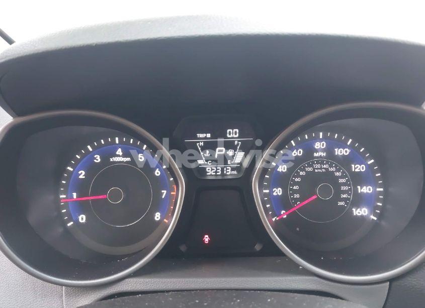 Photo 7 of 2016 Hyundai Elantra SE (VIN 5NPDH4AE9GH674186)