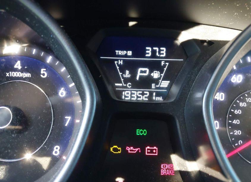 Photo 7 of 2016 Hyundai Elantra LIMITED (VIN 5NPDH4AE9GH679758)