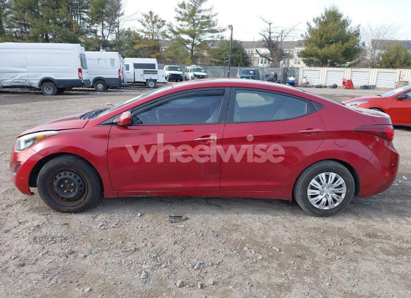 Photo 14 of 2016 Hyundai Elantra SE (VIN 5NPDH4AE9GH696124)