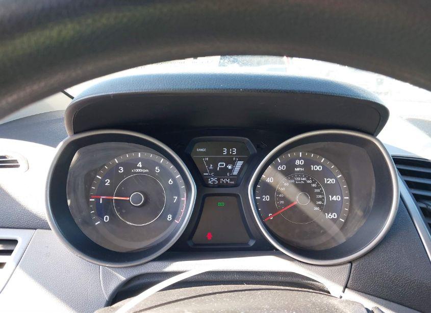 Photo 15 of 2016 Hyundai Elantra SE (VIN 5NPDH4AE9GH698570)