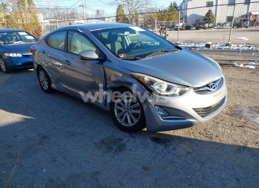 2016 Hyundai Elantra SE (VIN 5NPDH4AE9GH714721) main photo