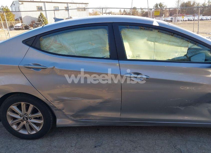 Photo 12 of 2016 Hyundai Elantra SE (VIN 5NPDH4AE9GH714721)