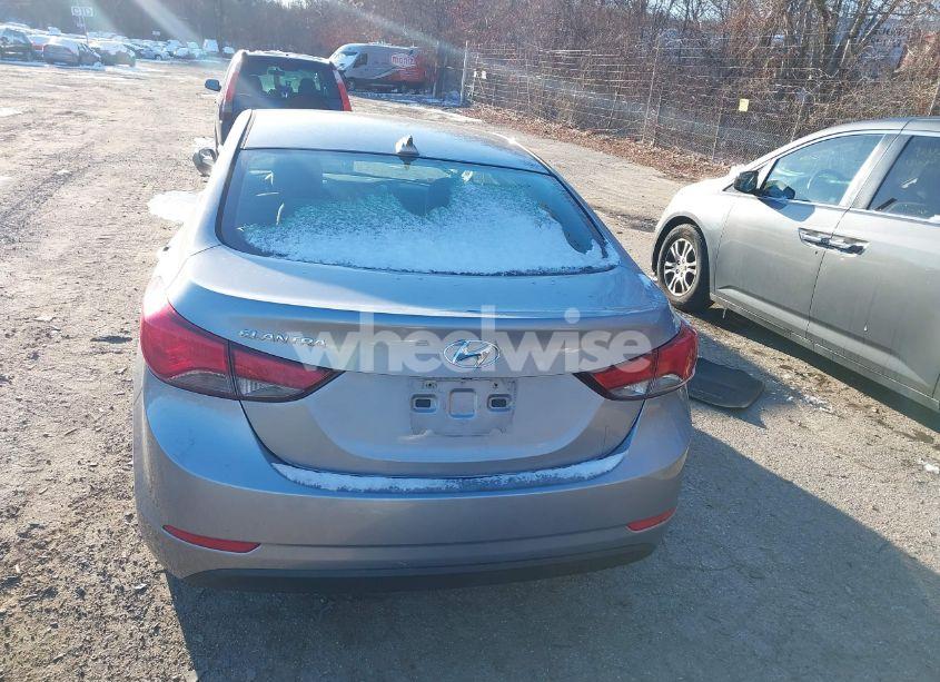 Photo 15 of 2016 Hyundai Elantra SE (VIN 5NPDH4AE9GH714721)