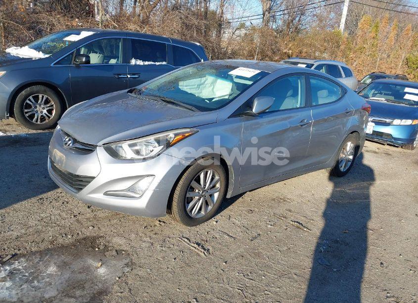 Photo 2 of 2016 Hyundai Elantra SE (VIN 5NPDH4AE9GH714721)