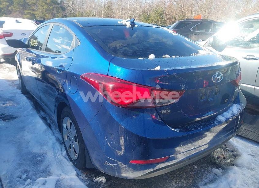 Photo 3 of 2016 Hyundai Elantra SE (VIN 5NPDH4AE9GH717523)