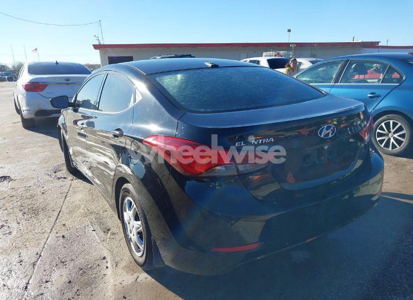 Photo 3 of 2016 Hyundai Elantra SE (VIN 5NPDH4AE9GH718798)