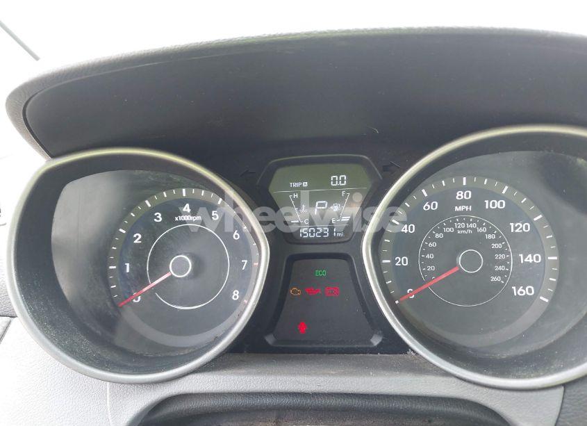 Photo 7 of 2016 Hyundai Elantra SE (VIN 5NPDH4AE9GH719899)