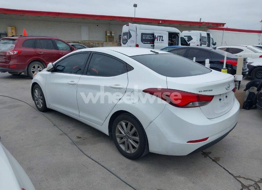 Photo 3 of 2016 Hyundai Elantra SE (VIN 5NPDH4AE9GH726853)