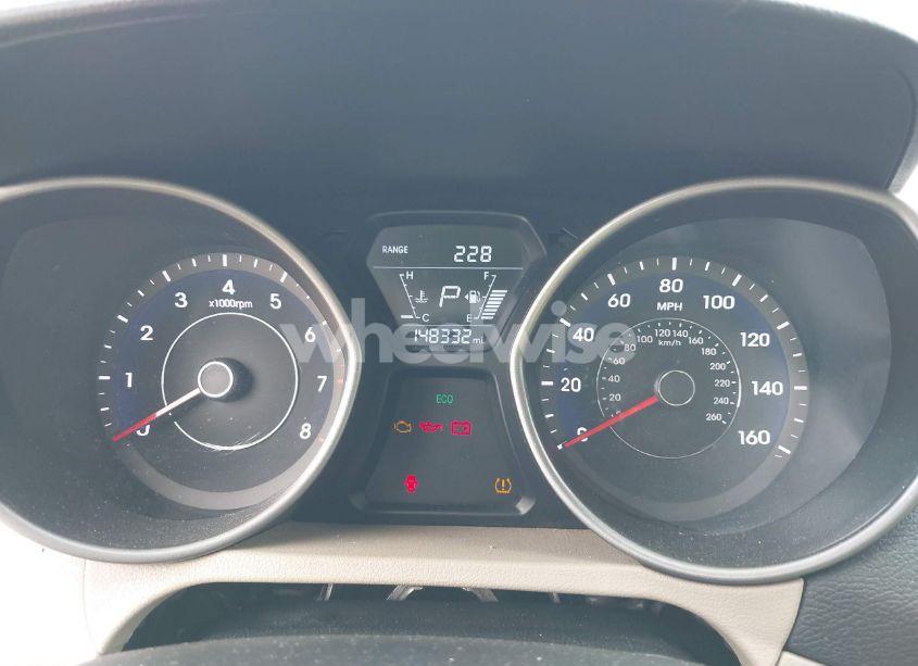 Photo 7 of 2016 Hyundai Elantra SE (VIN 5NPDH4AE9GH726853)