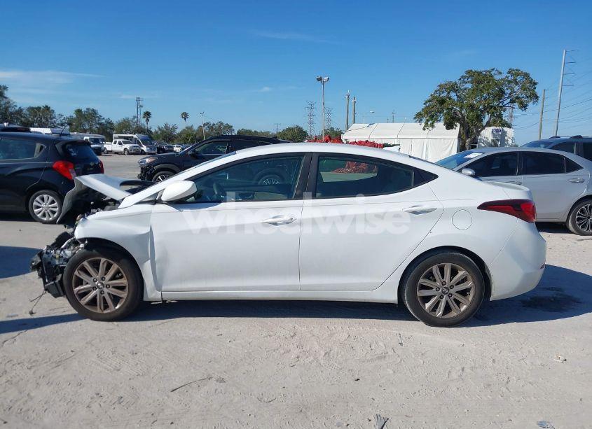 Photo 15 of 2016 Hyundai Elantra SE (VIN 5NPDH4AE9GH751803)