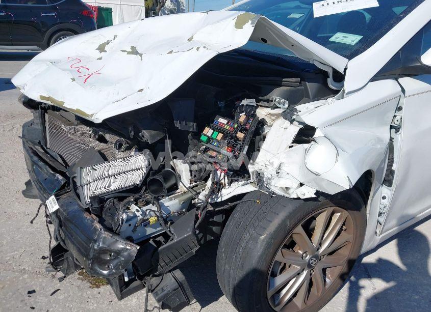 Photo 6 of 2016 Hyundai Elantra SE (VIN 5NPDH4AE9GH751803)