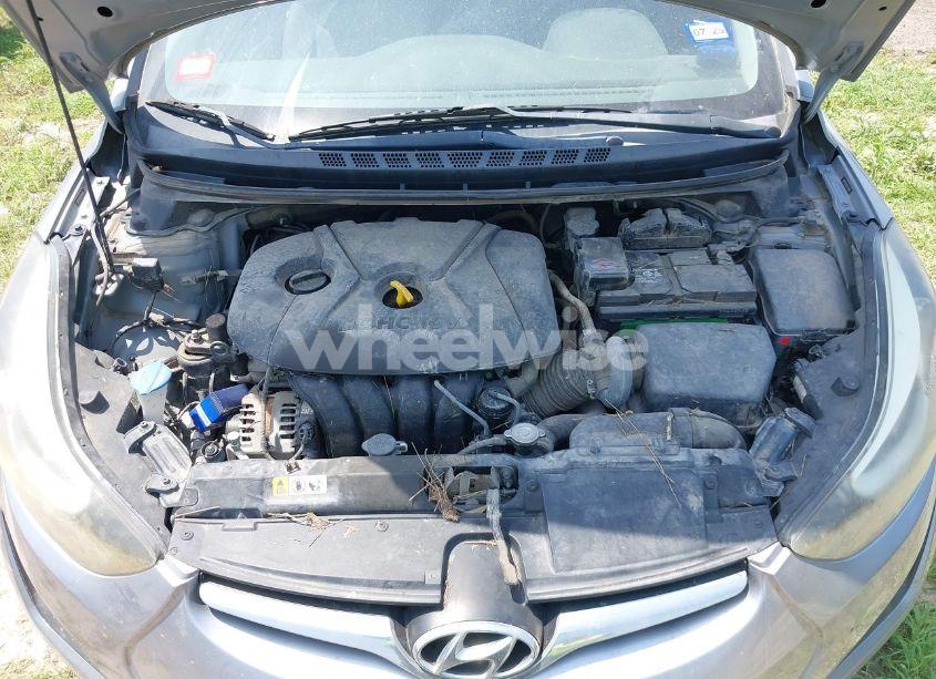 Photo 10 of 2016 Hyundai Elantra SE (VIN 5NPDH4AE9GH758184)