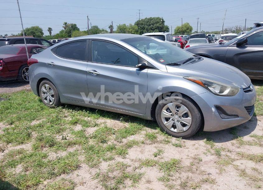 Photo 13 of 2016 Hyundai Elantra SE (VIN 5NPDH4AE9GH758184)